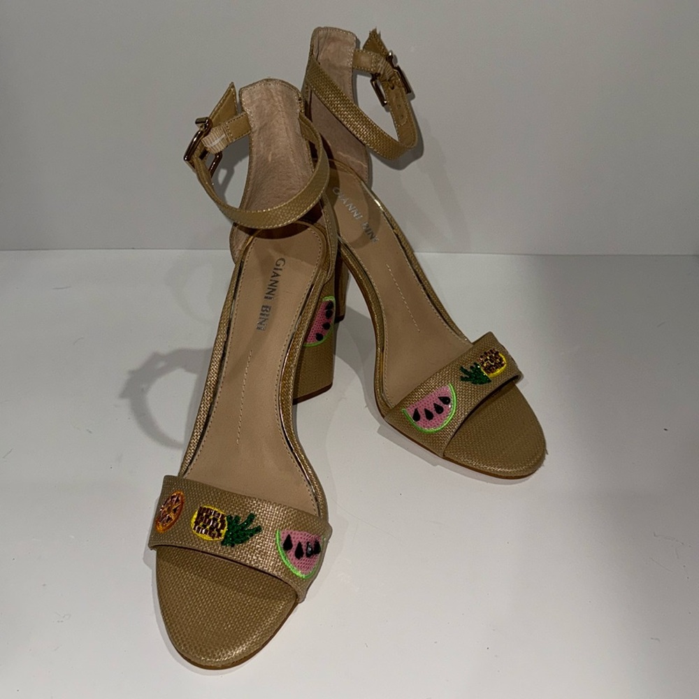 Gianni Bini Joenahtwo Sandals